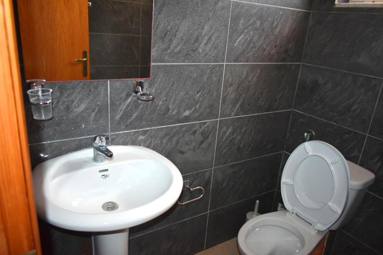 Ionio Rooms II Himare Luaran gambar