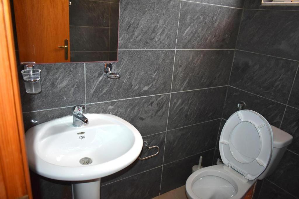 Ionio Rooms II Himare Luaran gambar