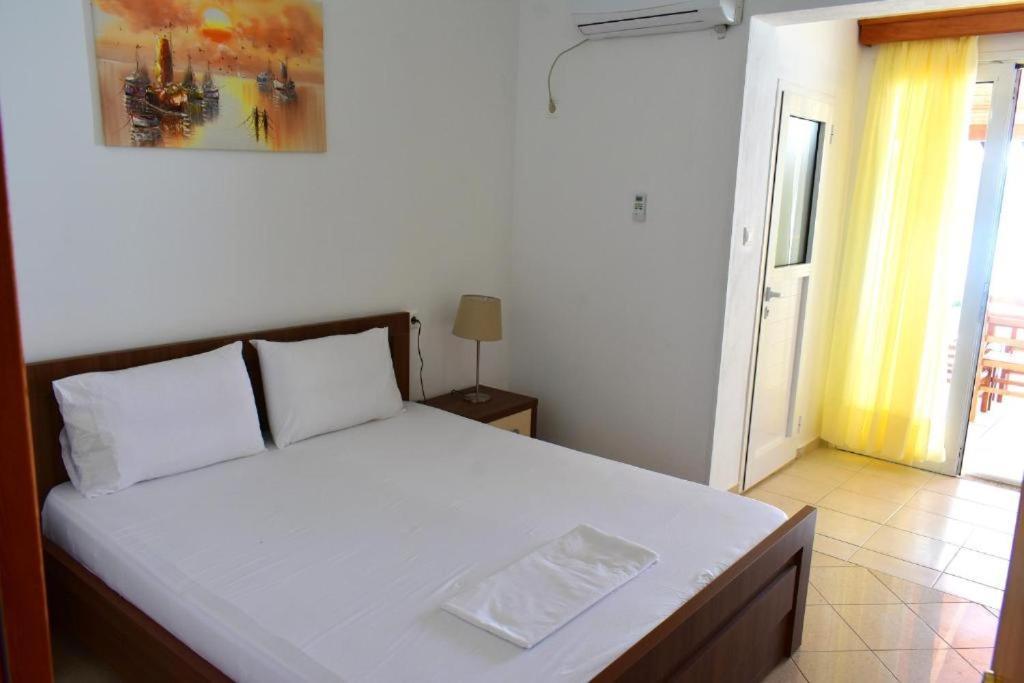 Ionio Rooms II Himare Luaran gambar